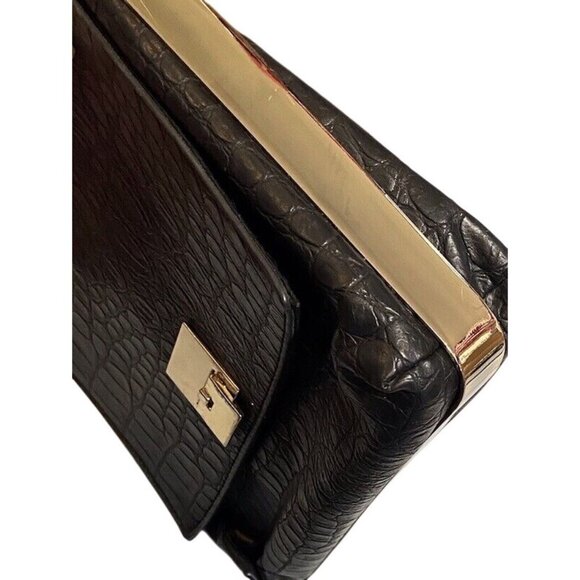 Crossbody Shoulder Bag-Forever 21 Black-Croc OrSnake Skin Desgn-Chain Brass Trim - Picture 6 of 7